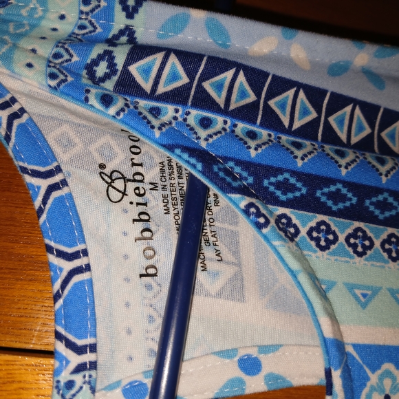 Blue Patterned Sleeveless Dress - Picture 3 of 4